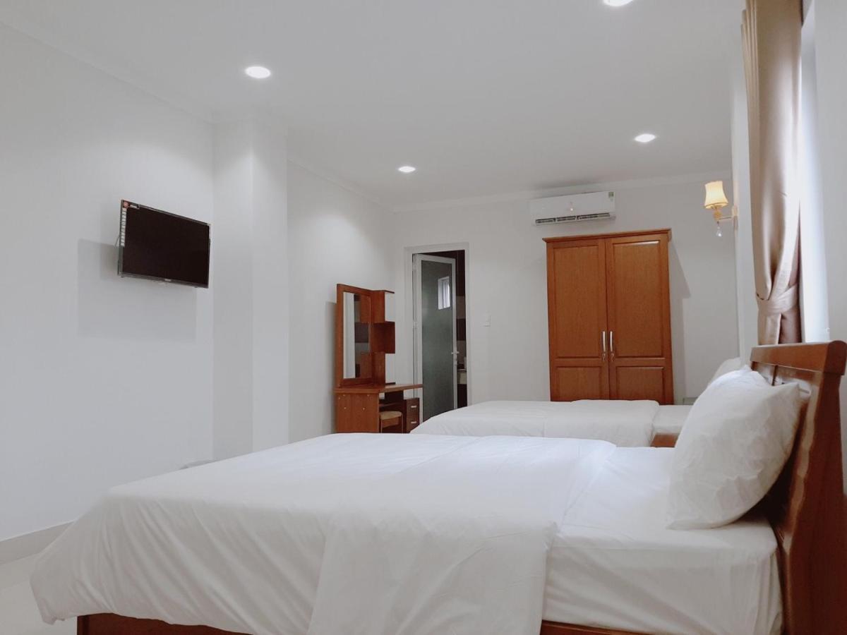 Minh Manh Hotel 2 플레이쿠 외부 사진