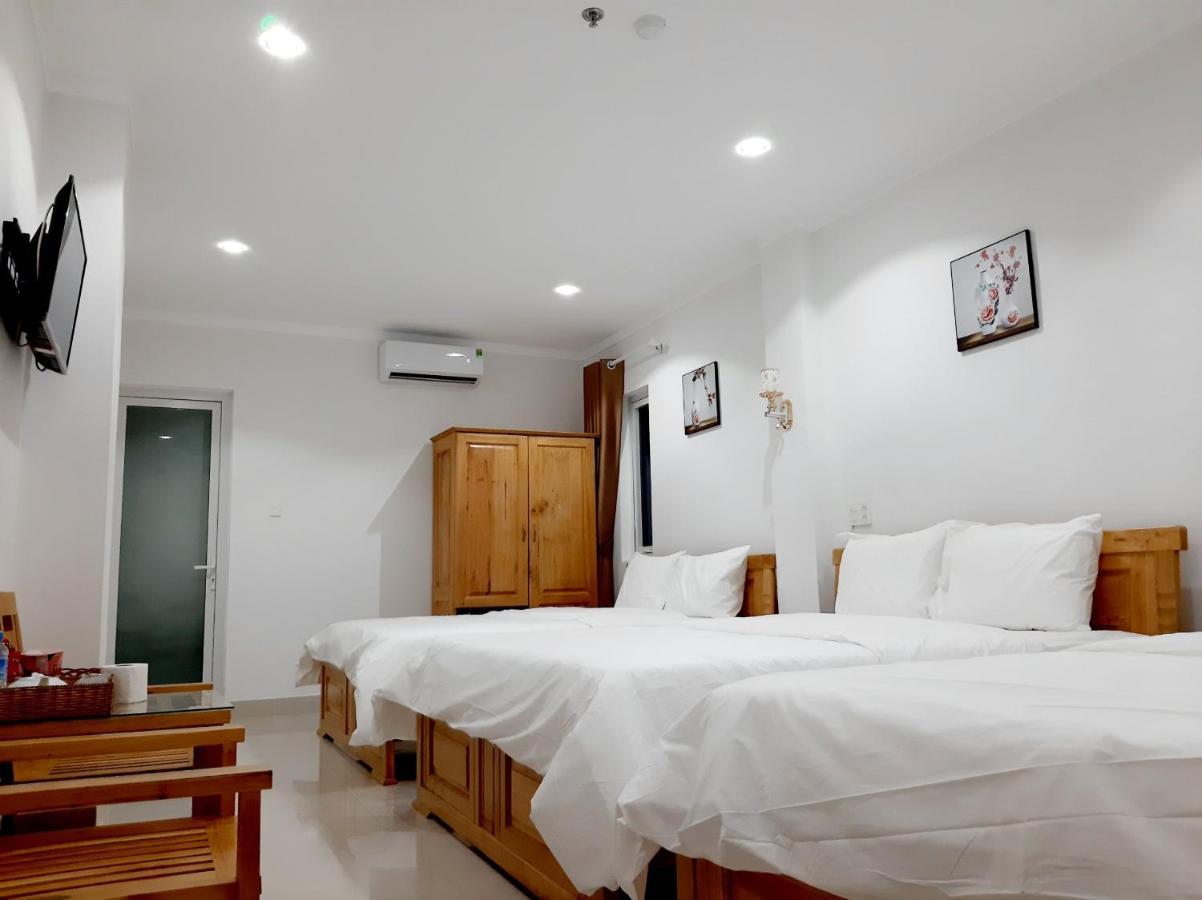Minh Manh Hotel 2 플레이쿠 외부 사진
